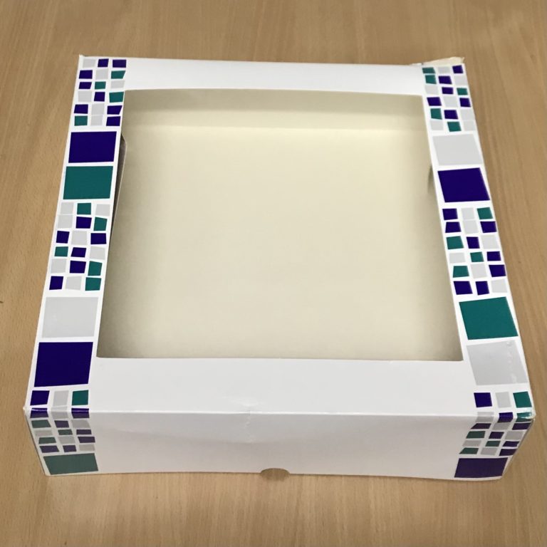 1 Boîte Gâteau Fenêtré 32x32x10 cms