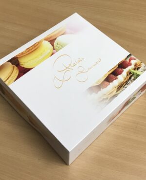 50 Boîtes Pâtissières Imprimé Plaisir Gourmand  Taille 22x22x8 Cms