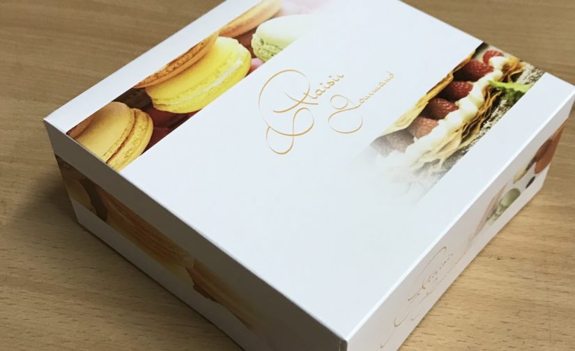 50 Boîtes Pâtissières Imprimé Plaisir Gourmand Taille 14x14x6 cms