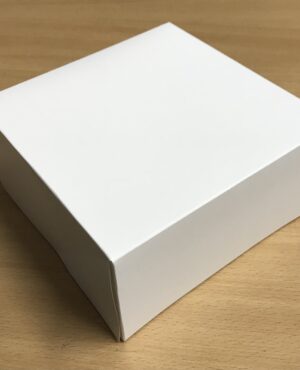 50 Boîtes Pâtissières Blanches Taille 16x16x8 cms