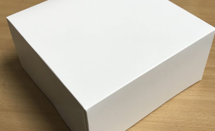 50 Boîtes Pâtissières Blanches Taille 16x16x8 cms