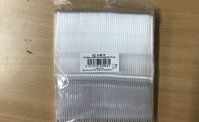 100 Couteaux Transparents Renforcées Réutilisables 18 cms