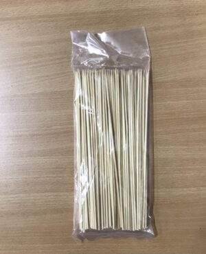 100 Piques Brochettes en Bois 30 cms
