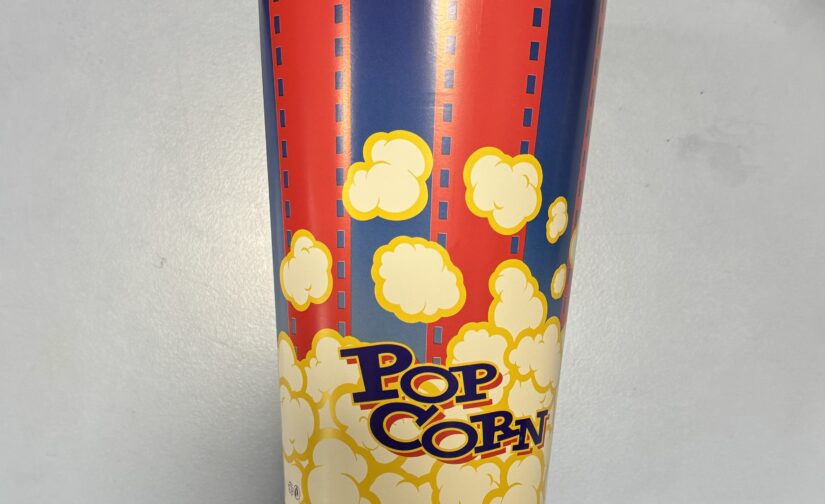 50 Boites Pop Corn en Carton Diam: 12 x Haut: 18 cms